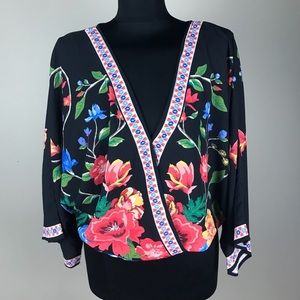 Flying Tomato kimono blouse